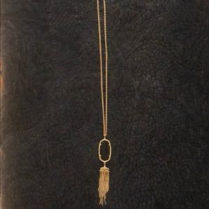 Kendra Scott necklace